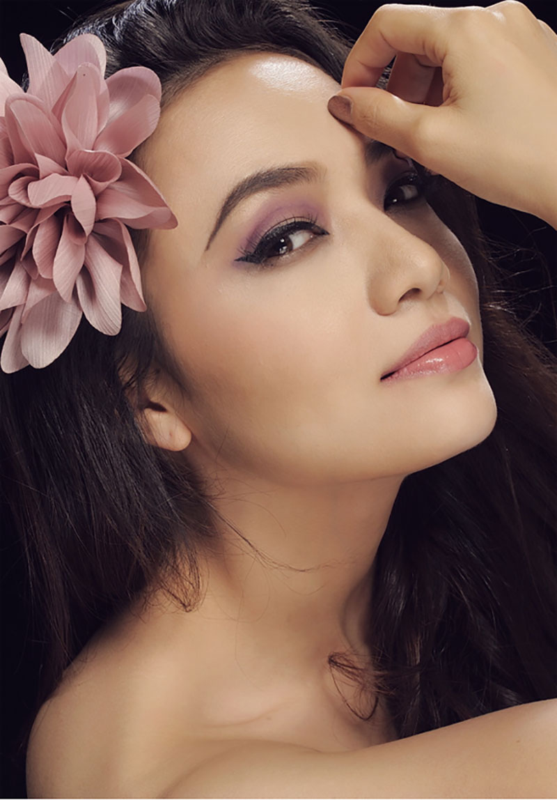 Những quý cô độc thân tuổi Tuất của showbiz Việt